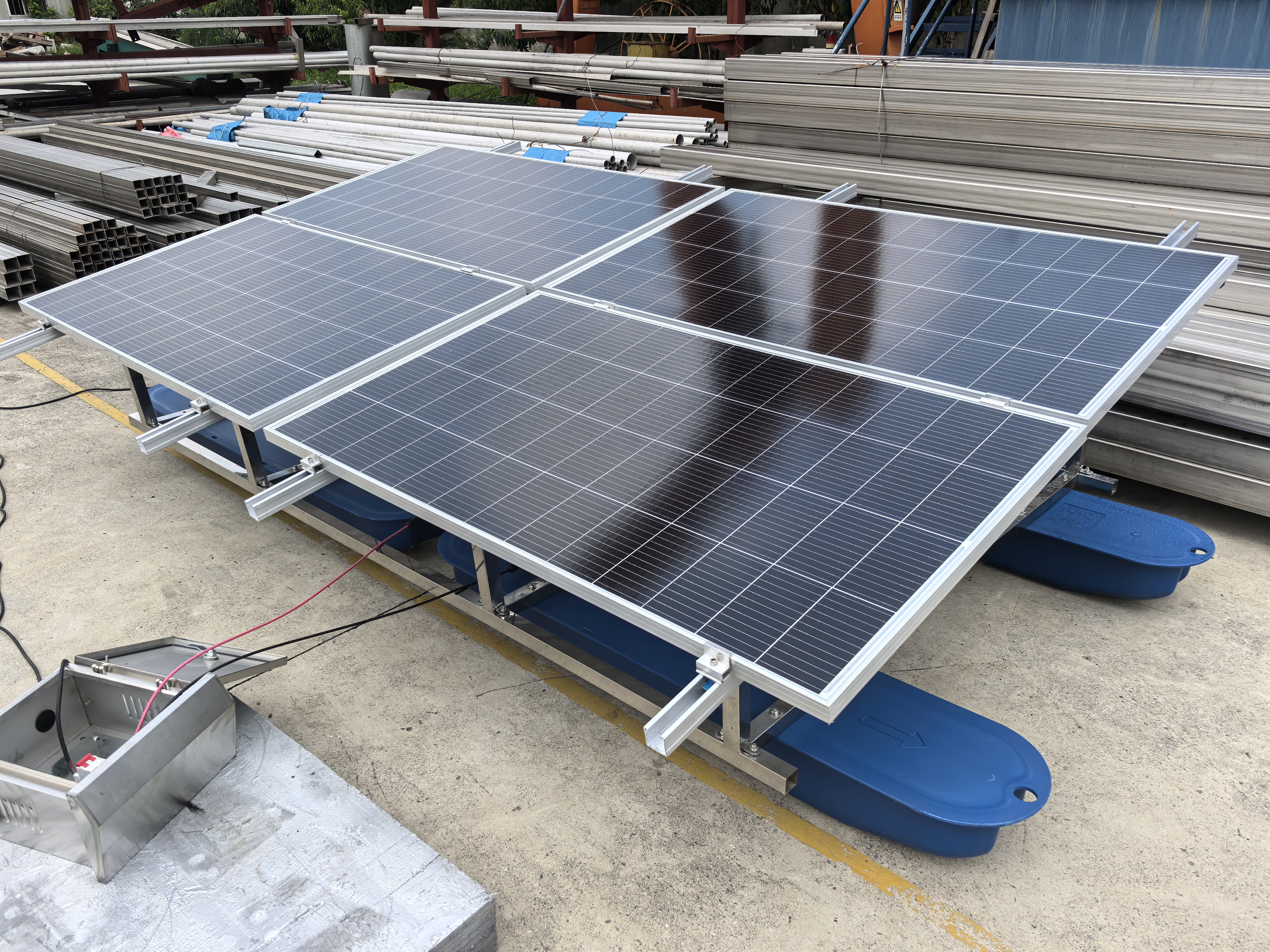 48V太陽(yáng)能?chē)娙貧鈾C：原理、特點(diǎn)與應用指南